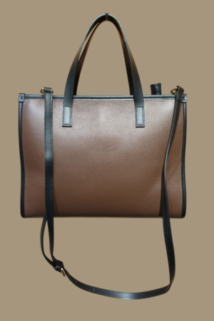 Borsa in pelle a due colori, nero e cacao, struttura rigida, medie dimensioni