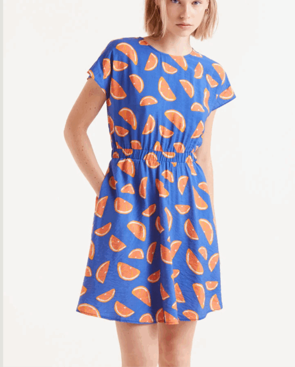 Vestito corto bluettes con fette d'arancia- vita elasticizzata, spalla scesa