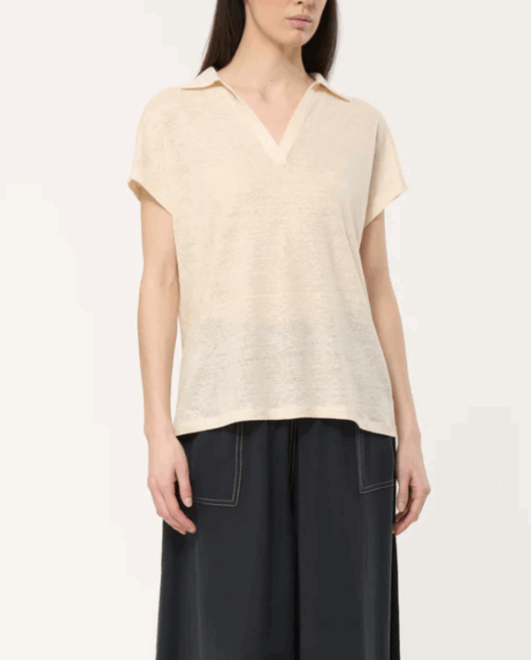 T-shirt in garza di lino color avorio, scollo a V