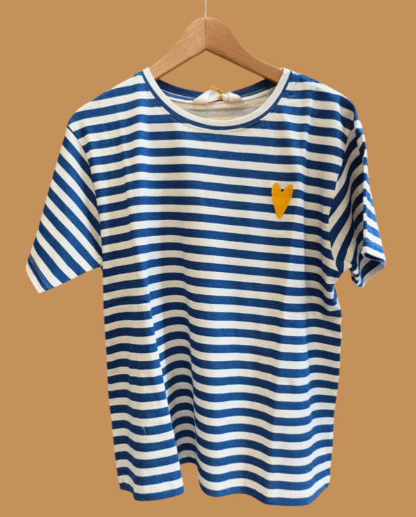 T-shirt a righe blue e panna taglio over con manica - ultima taglia large