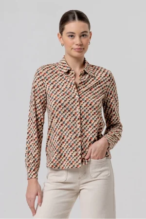 Camicia in jersey elasticizzato base panna con disegni geometrici